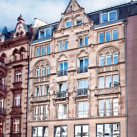 Five Elements Hostel And Capsules Frankfurt-3